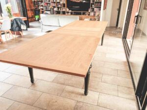 Table de salon sur-mesure.